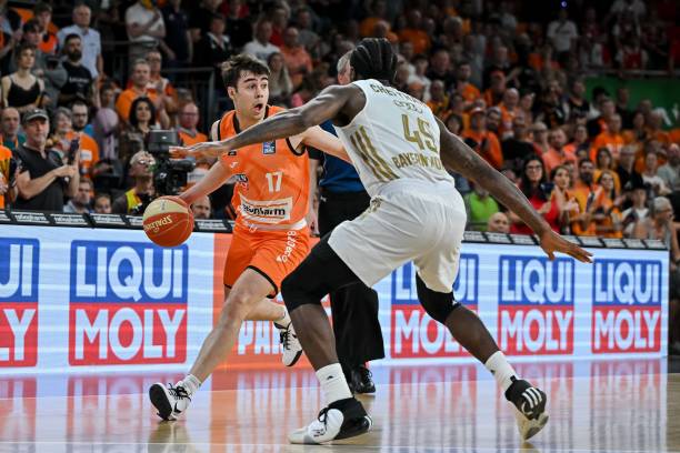 身为年轻门 身为年轻门