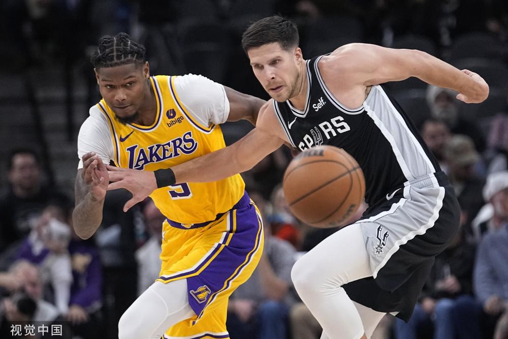 而他的复出 而他的复出