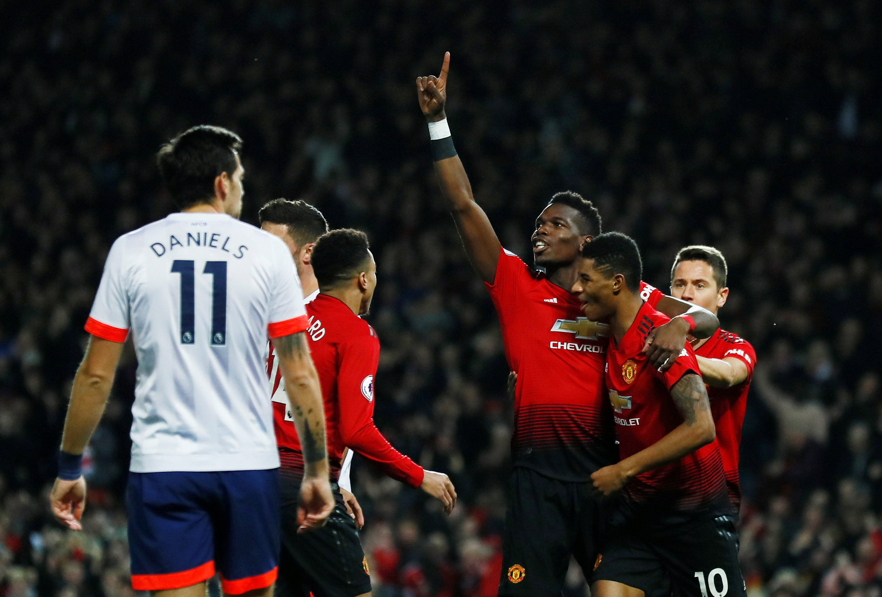 他们依旧以 他们依旧以